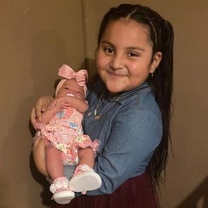 Meet your Posher, Hayde